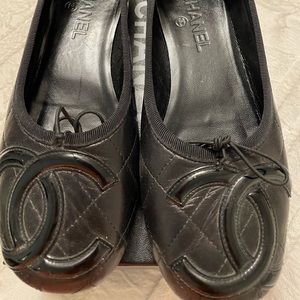 CHANEL CC quilted ballet flat round toe